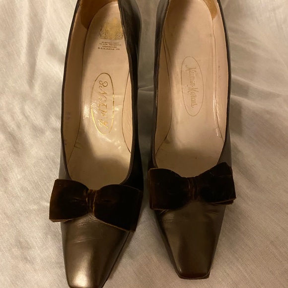 Vintage Neiman Marcus Brown/bronze shoes - Picture 5 of 5